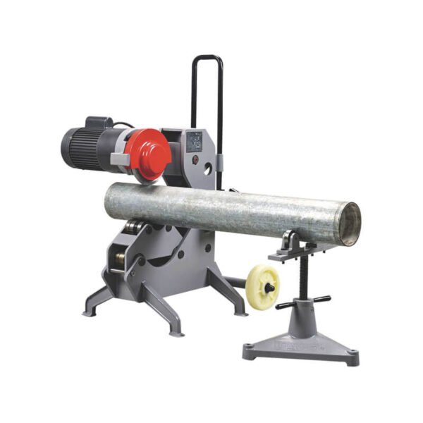 Pipe cutting machine